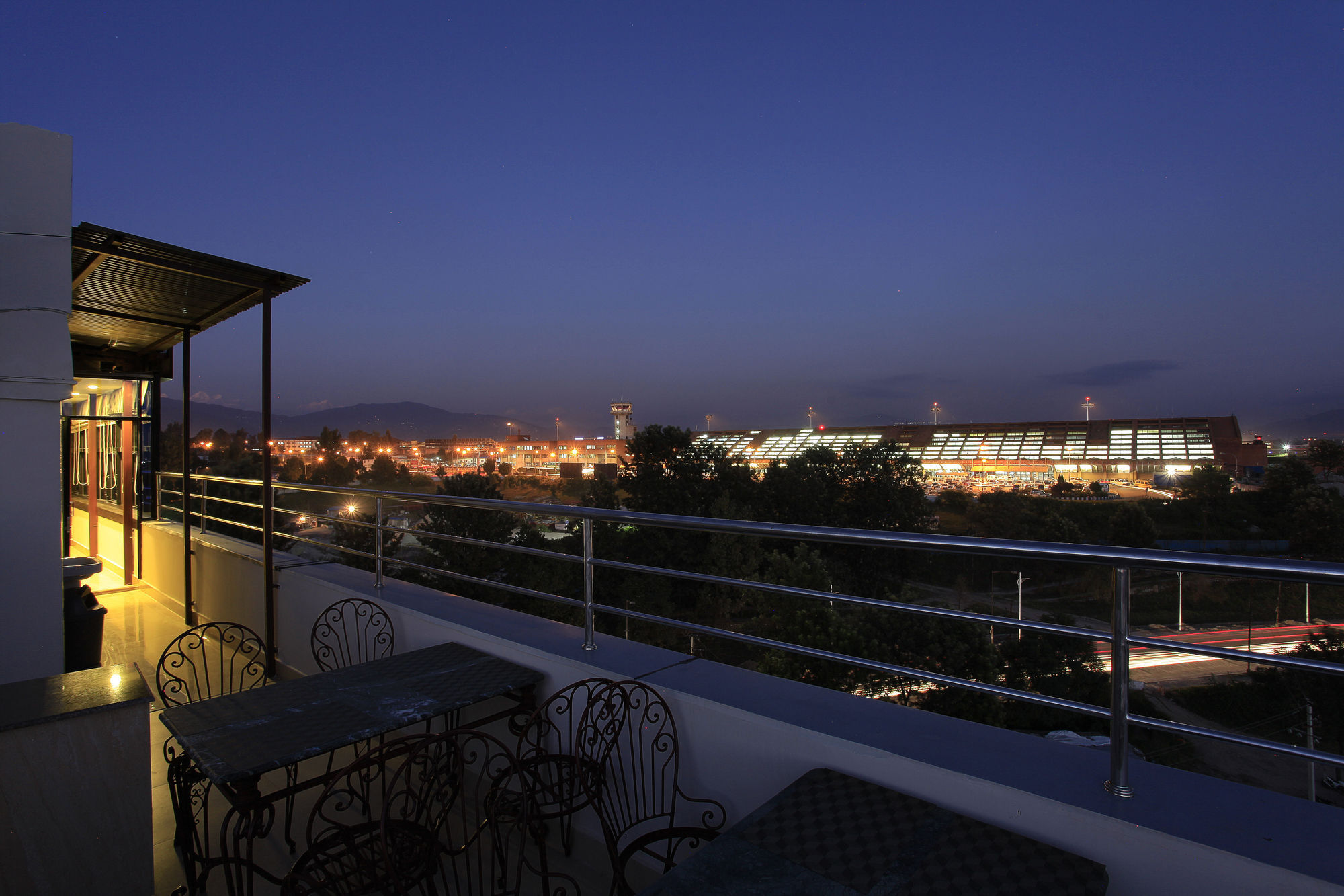 Hotel Meridian Suite Kathmandu Exterior foto